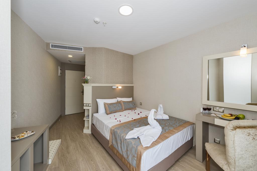 Marcello Hotel อิสตันบูล ภายนอก รูปภาพ